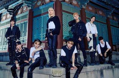 Chuyên gia của Billboard chọn ra 25 bài hát K-pop hay nhất năm 2021, bạn đã nghe được bao nhiêu rồi? (Phần 1)