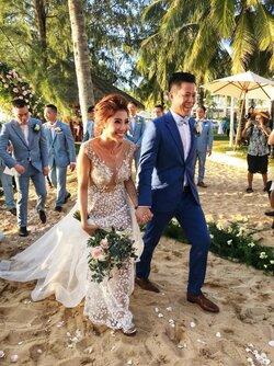 Lấy cảm hứng cho thiệp cưới của bạn từ những người nổi tiếng (Phần 2)