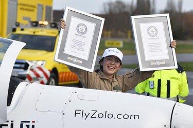 Cô gái 19 tuổi lập kỷ lục là người bay một mình vòng quanh thế giới trẻ nhất