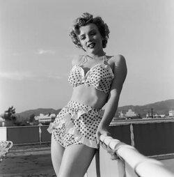 Những khoảnh khắc thời trang đáng nhớ của biểu tượng sắc đẹp Hollywood - Marilyn Monroe