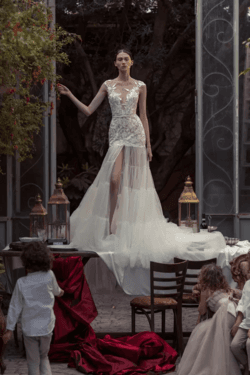 ‘Romeo & Juliet’ - Nguồn cảm hứng chính trong BST váy cưới Xuân 2023 của Kim Kassas