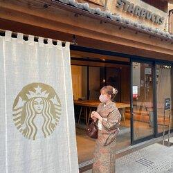 Sống lại thời Edo khi ghé tiệm cafe Starbucks Kawagoe ở Nhật Bản